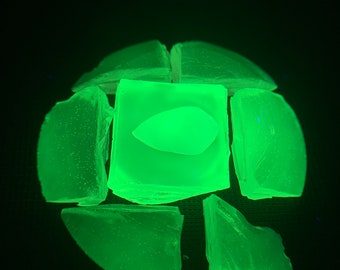 TB Quartz Glass-Gem cutting raw materials - Rough gemstones