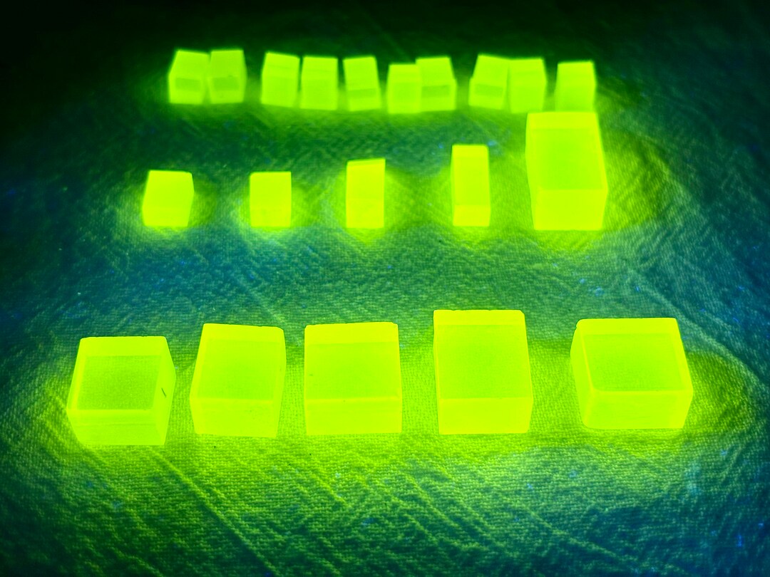 High Luminescence LUAG Lutetium Aluminum Gems Synthetic Laser Crystal Fluorescent Lab