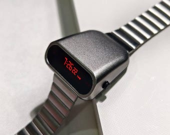 Orologio Digitale Sportivo Uomo 3 ATM - Quadrante Grande Con Retroilluminazione LED, Sveglia, Cronometro, Cinturino In Silicone - Impermeabile Fino A 30m