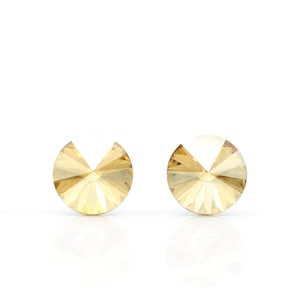 Boucles d&#39;oreilles Swarovski en or 8 mm | Boucles d&#39;oreilles en cristal doré | Boucles d&#39;oreilles rondes scintillantes | Goujons délicats | Clous d&#39;oreilles hypoallergéniques | Puces d&#39;oreilles en cristal de tous les jours