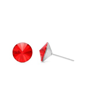 Brincos Swarovski vermelhos de 8 mm | Brincos de cristal vermelho | Brincos com pedra do mês de janeiro | Brincos vermelhos brilhantes | Brincos hipoalergênicos | Brincos para o dia a dia