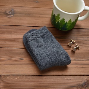 Earl Grey Cashmere Quarter-Length Socks | Flexible Fit