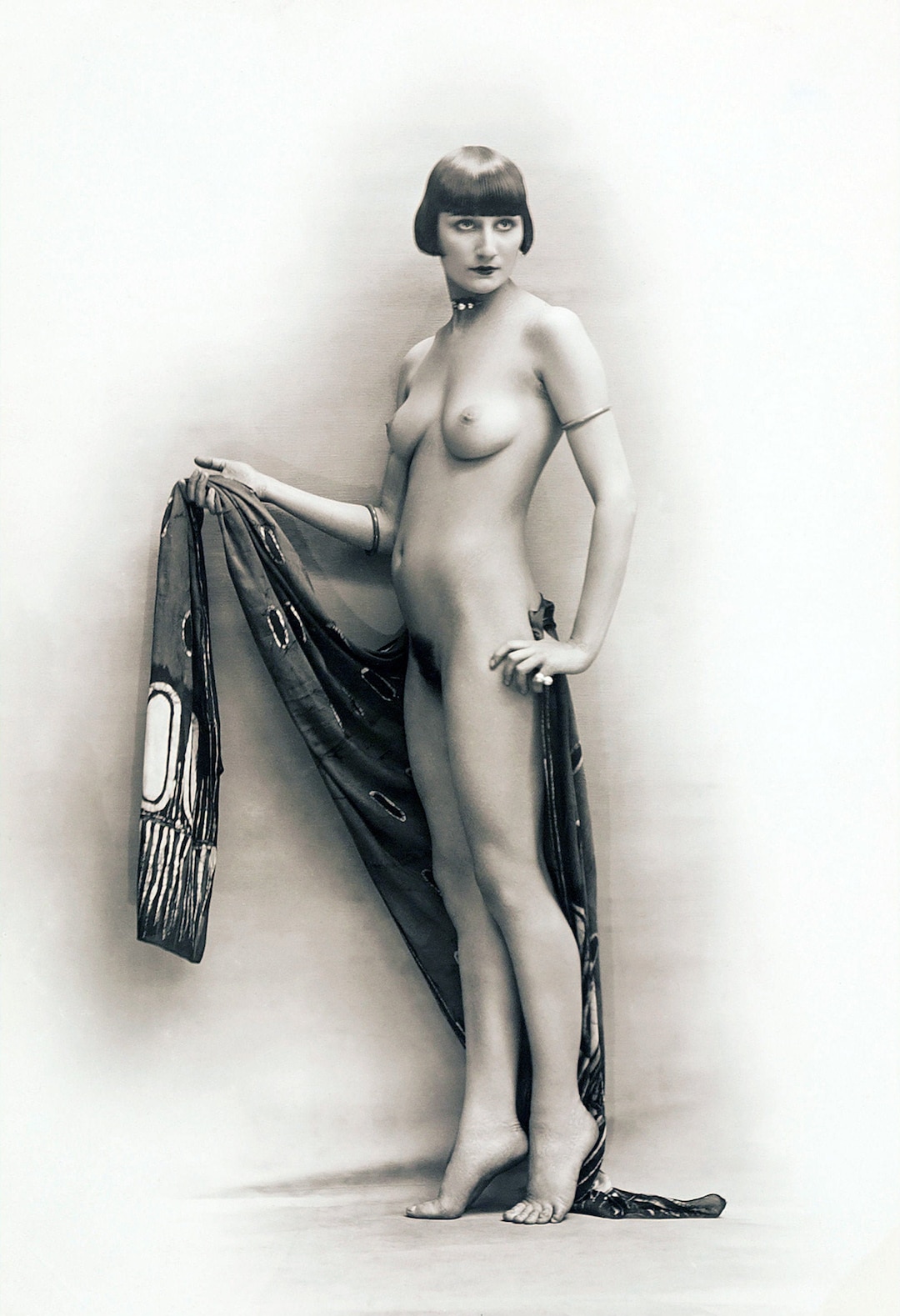 1080px x 1579px - 1920s French Nude Woman Photograph Roaring Twenties Egyptian Revival  Digital Download - Etsy