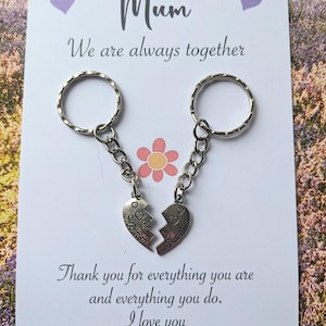 Mutter Tochter geteiltes Herz Schlüsselanhänger, Muttertagsgeschenk, Mama Geschenk, bestes Mama Geschenk, spezieller Mama Geburtstag, Mama einfach das Beste, Mama Schlüsselanhänger