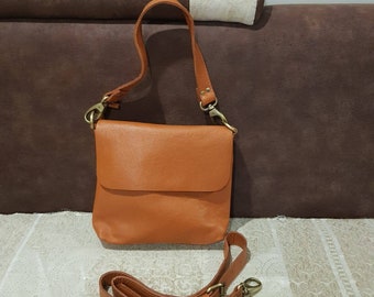 Leren Crossbody tas, korte riem aan je crossbody tas tot schouder Lederen Portemonnee, Leren schoudertas, Leren Satchel, zacht leer, cadeau