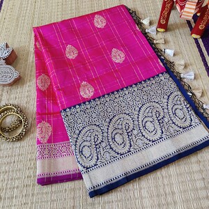Rosa Banarasi Reine Katan Seide Ektara Webart Saree