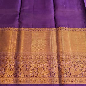 Blouse piece view of matching mauve kanjivaram blouse fabric