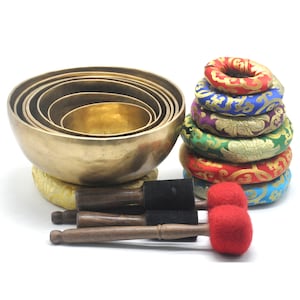 Professionally tuned singing bowl chakra set-singing bowl set of 7 Notes tuned Master quality singing bowl set -Chakra Healing set-Nepal