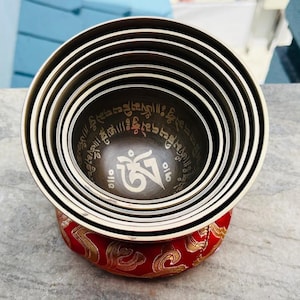 Singing bowl set-Mantra carved singing bowl set-Chakra singing bowl set for sound bath, Meditation, yoga and peace