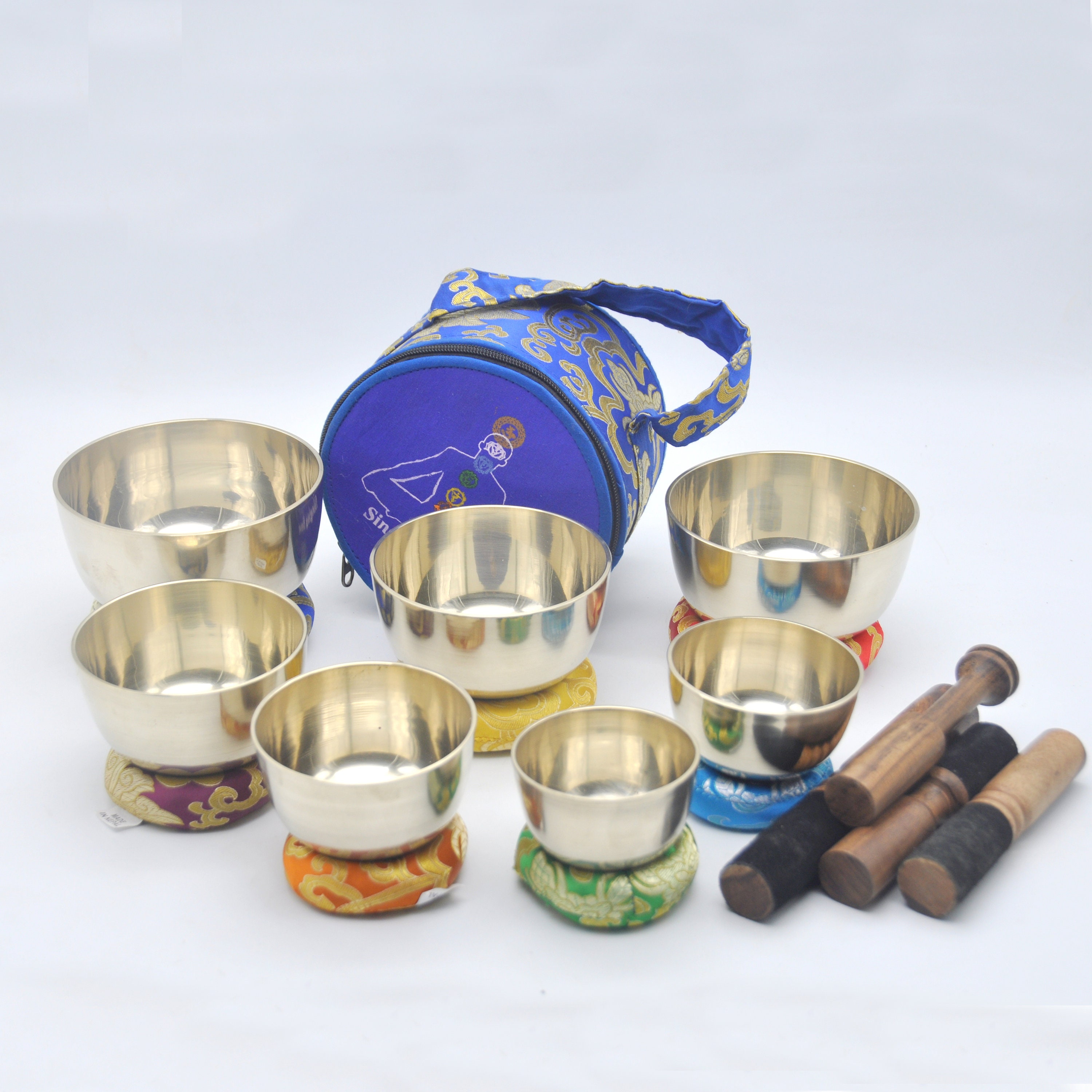 シンギングボウルセット(ネパール製) 7チャクラシンギングボウルセット：ネパールで手作り、癒しとバランス