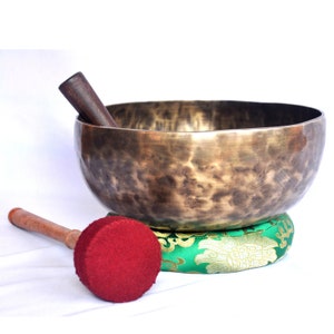 Handmade 10-inch Tibetan Singing Bowl: Healing Sound Therapy