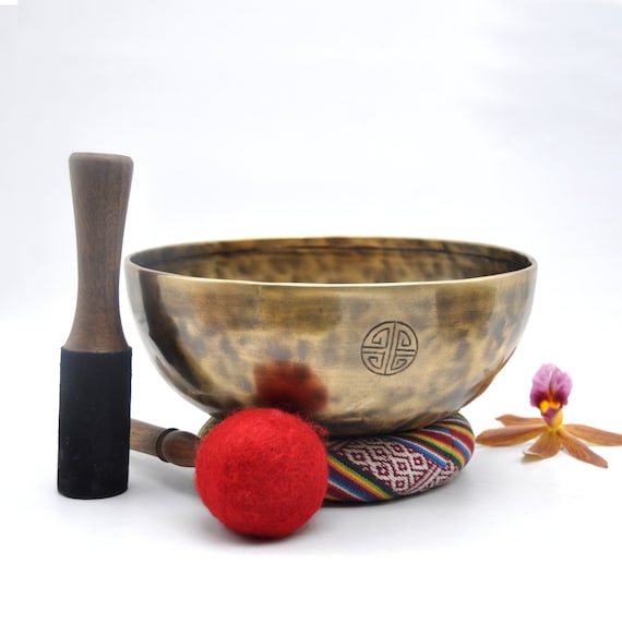 フルムーン シンギングボウル 瞑想 メディテーション セラピー 6インチ フルムーンシンギングボウル：手作りサウンドヒーリング瞑想