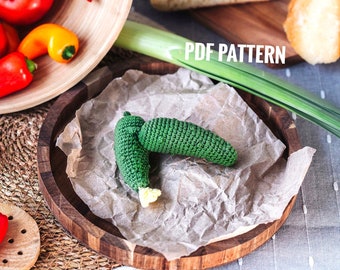 CUCUMBER Crochet Pattern PDF - Amigurumi crochet pickle pattern. Crochet vegetables patterns. Crochet Play Food Patterns. Play food cucumber