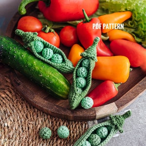 GREEN PEA Crochet Pattern PDF - Crochet green pea pattern. Crochet green pea in a pod. Crochet vegetables patterns. Amigurumi food pattern.