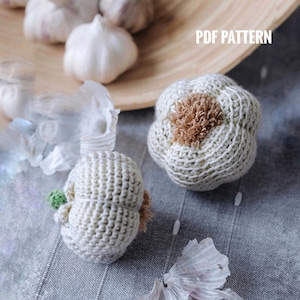 GARLIC crochet pattern PDF - Amigurumi garlic pattern. Play food garlic pattern for hook.  How to make a crochet garlic. Play kitchen garlic