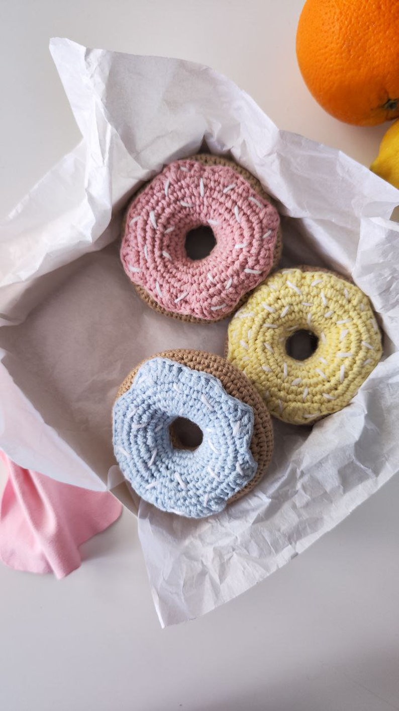 DONUT crochet pattern PDF - Crochet Food Pattern Cute Crochet Pattern Play Food Crochet Doughnut Keychain Pretend Food Amigurumi Pattern