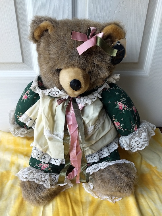 chrisha playful plush bear