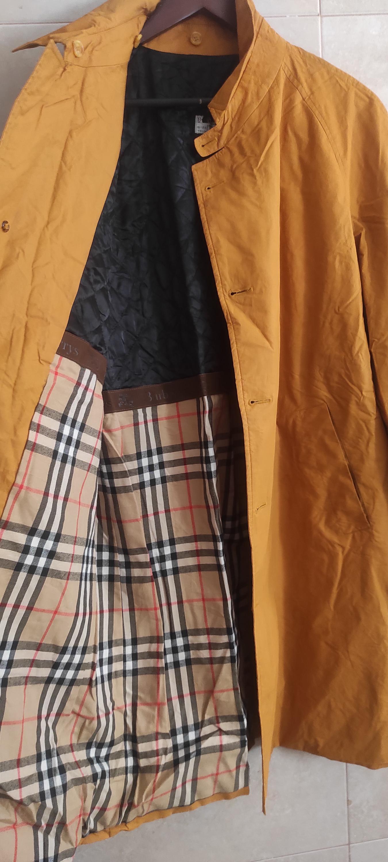 Classic Vintage Burberrys Trench Coat - Buttoned Orange Cotton