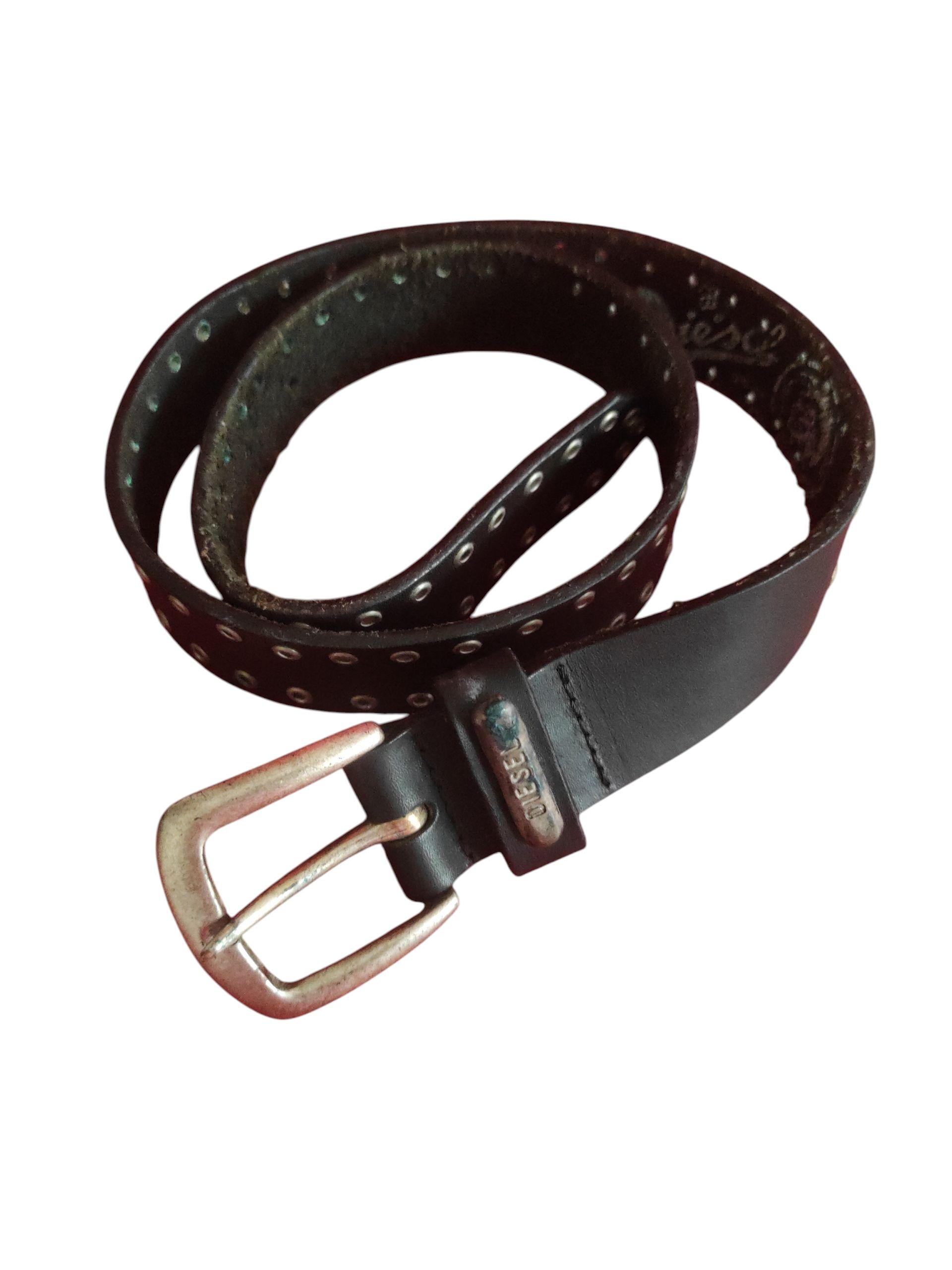 ディーゼル Y2K レザーベルト サイモンスタイル スタッズ「穴だらけ