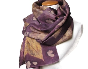 Bufanda de seda con estampado ecológico morado, estampado de hojas impreso a mano sobre chal de seda