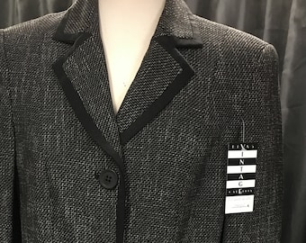 Stylish Office Wear | Classic 80's Blazer, Chanel Style | Women's Black Jacket |  Size 8/10