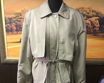 Must-Have Women's Vintage Trench Coat | Cozy Beige belted Outerwear for Winter | Size 44