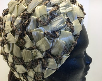 Stylish Womens Vintage 60's Pillbox Hat | Chic raffia Hat for Special Occasions