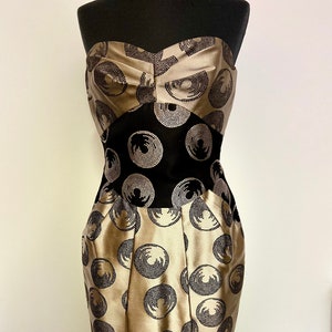floral cotton dress Beige | Vintage Ruffle Collar Midi Dress Voga20 Ali Jay | Still Color:Snowballs Red The dress has a