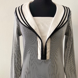 Vintage Nara Camici&#39;s Chic 90s Ruffled V-Neck Top for Women | Black and White Stripes | Size M