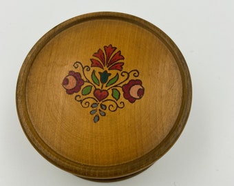 Wooden keepsake box | round wooden box | hand painted | trinket box | stash box