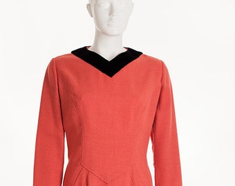 Ladies Vintage Wool Dress | Tailored and Timeless | Everyday elegance | Size M