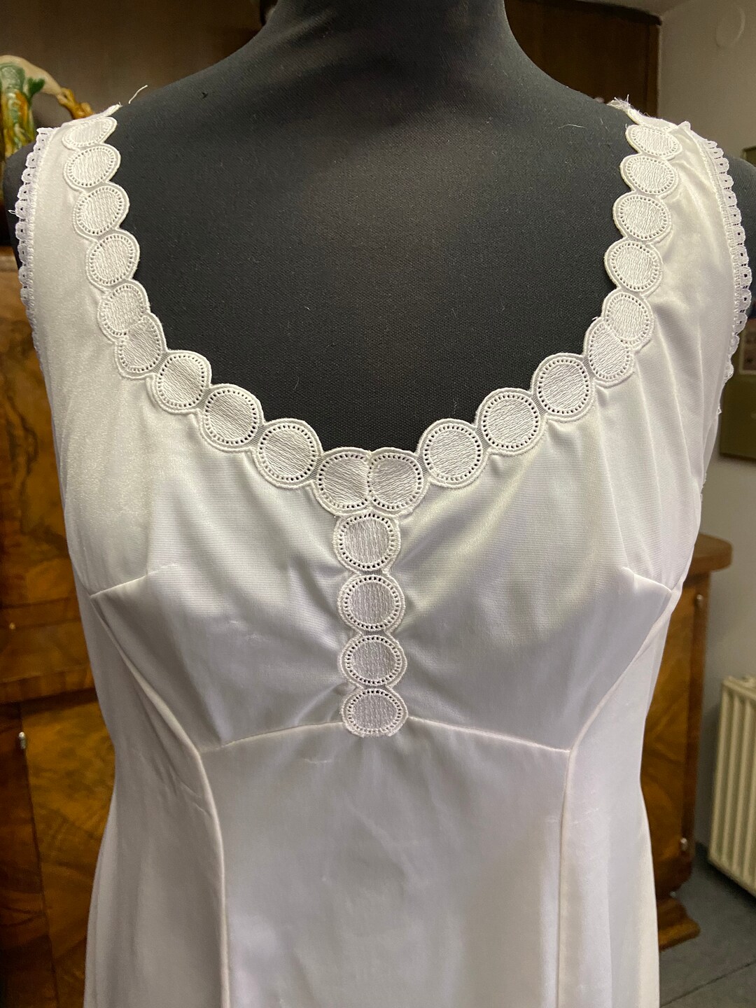 定価7万★フランスのシバリスレース★贅沢なレースづくしロングスリップヴィンテージ 定価7万☆フランスのシバリスレース☆贅沢なレースづくしロング