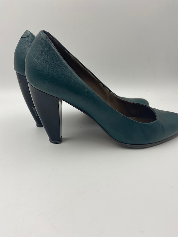 Marni, Vintage 80's Marni Green Leather Pumps for Women | Stylish High Heeled Day Shoe | EU Size 41