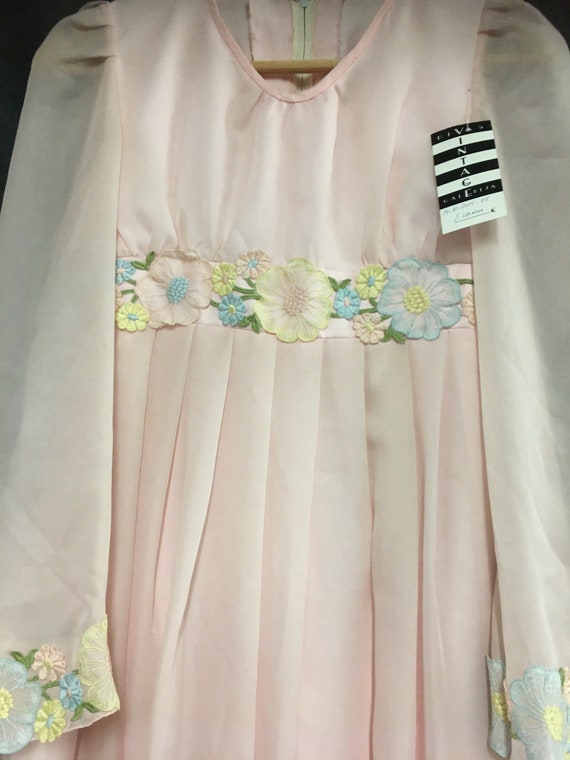 Charming Vintage Girls Dress | Flower Girls Dress… - image 5