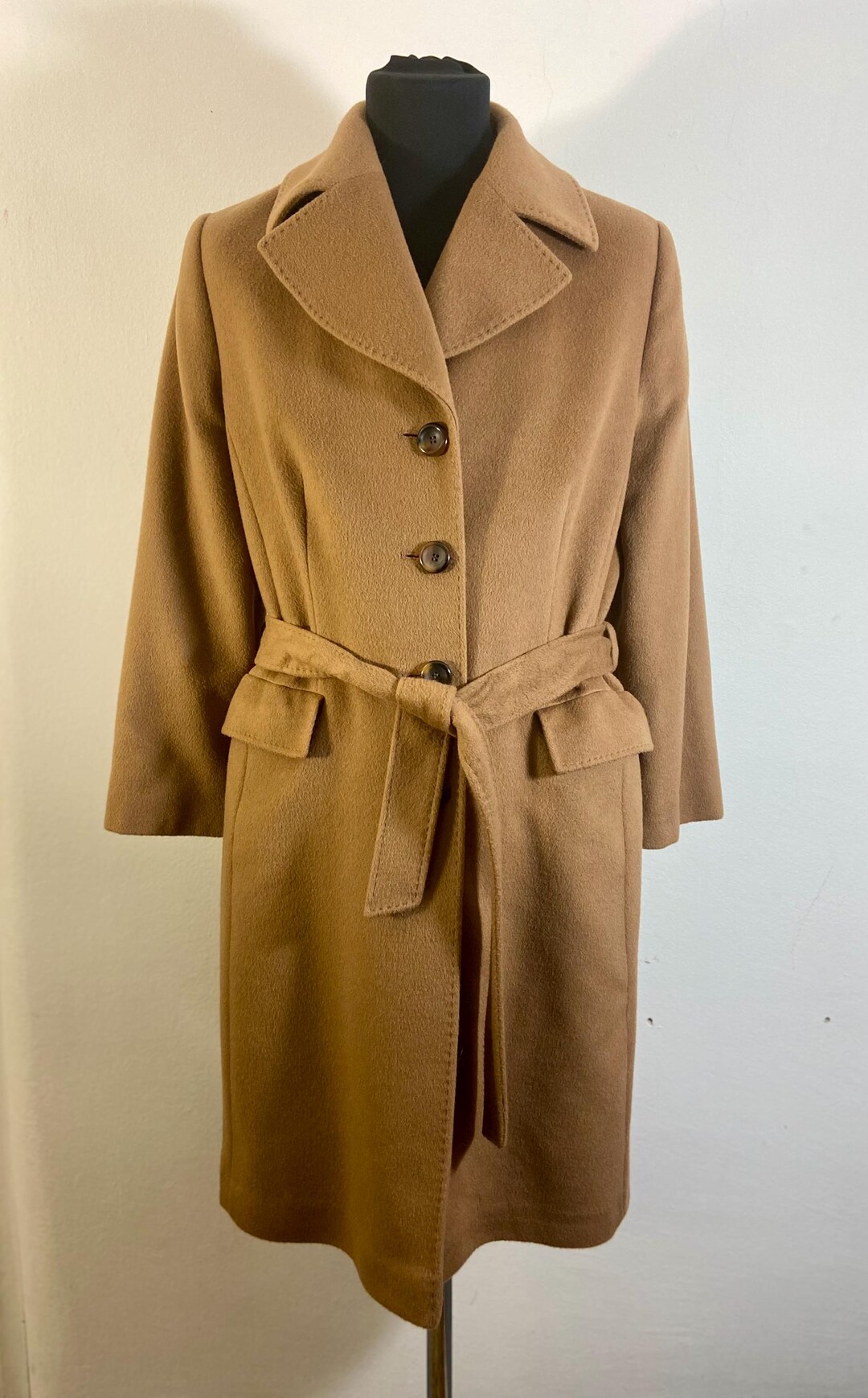Women's 80's Vintage Classic Coat by Mura | Wool, Cashmere, and