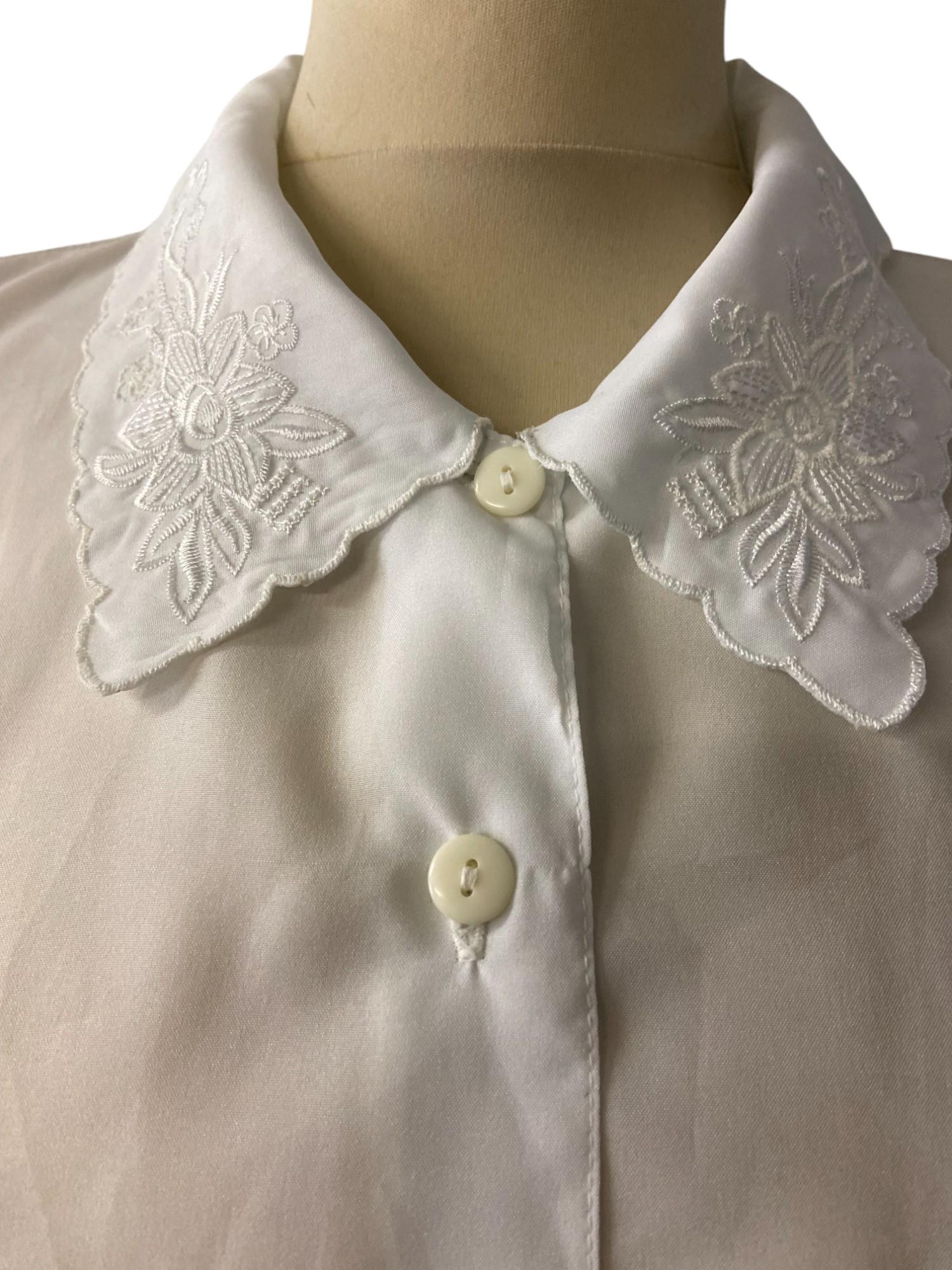 レディース ヴィンテージ 70年代 ホワイト 半袖ブラウス 刺繍