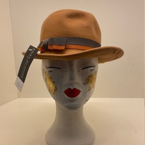 Vintage 70s Wool Hat | Women's Pale Orange Felted Hat with Classic Charm