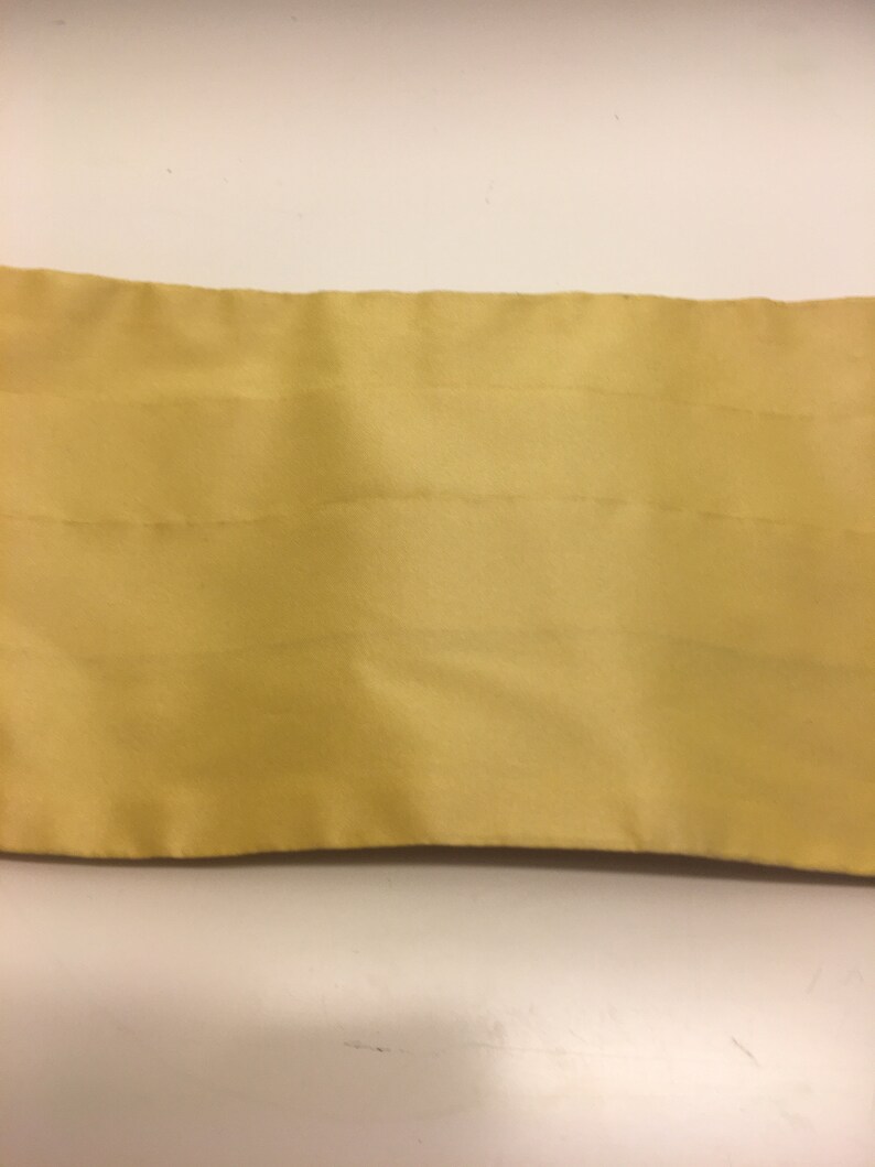 silk yellow hued cummerbund formal accessory Men/'s Vintage cummerbund