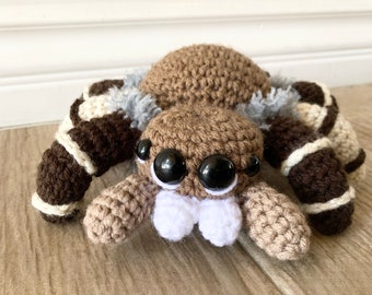 Baby Jumping Spider Plushie (Customization Available)