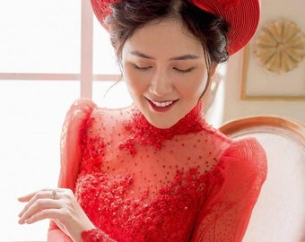 Mooie moderne rode kanten bruiloft ao dai met bijpassend hoofddeksel, Vietnamese bruiloft ao dai in glitterrood op bestelling gemaakt