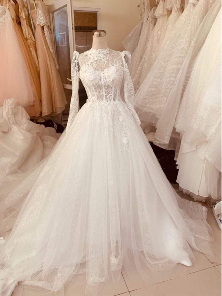 Stunning White Vintage Lace Wedding Dress Made to Order With - Etsy