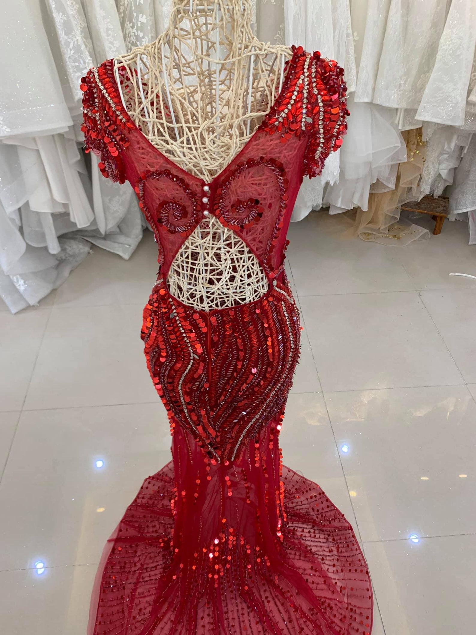 Luxury Red Mermaid Prom Dresses Lace Beaded Sheer Neck Evening Dress Formal Party Wear Y02