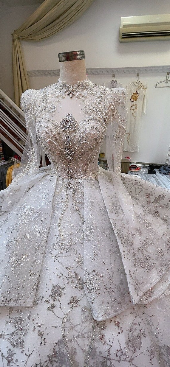 Turtle neck ball gown cheap