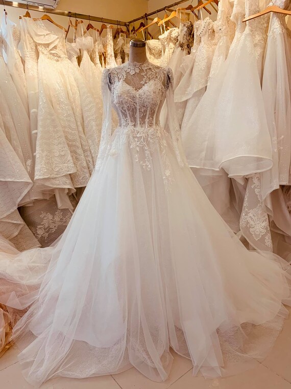 Turtle neck hotsell bridal gown