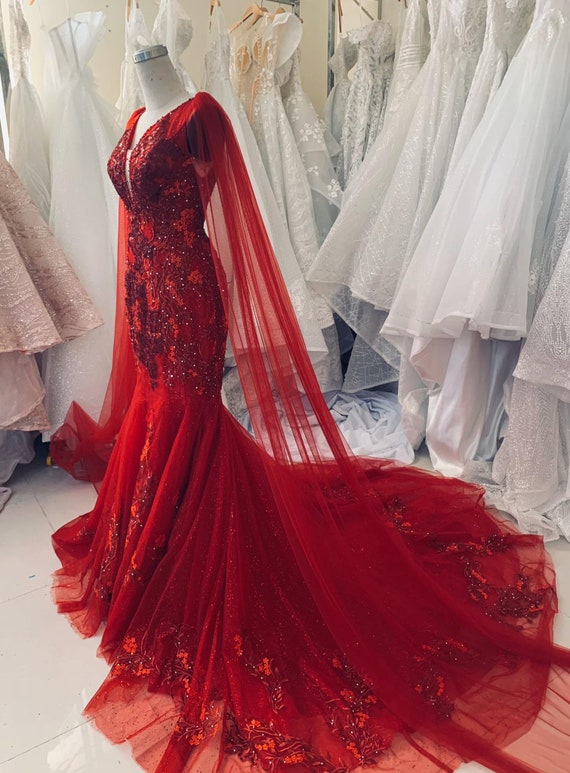 red brides dress