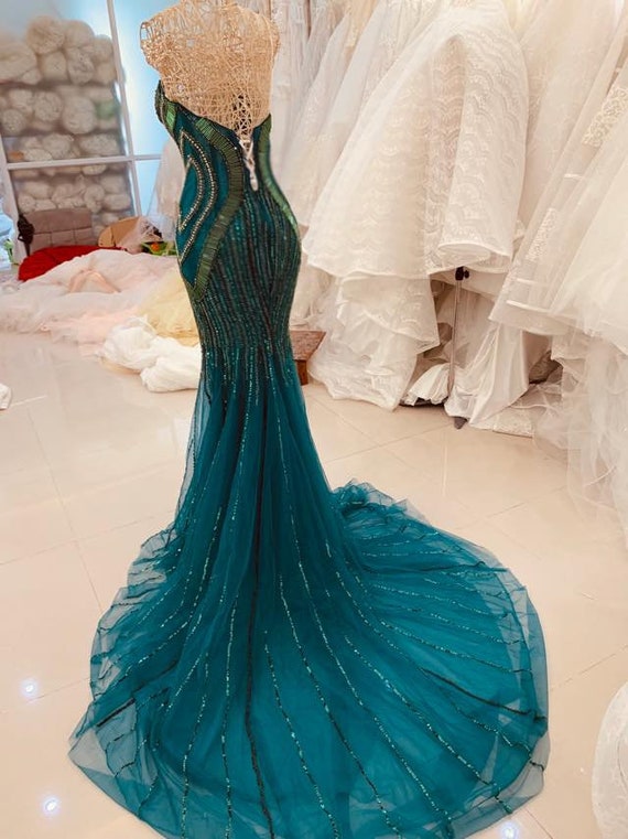 Plus Size Mesh Sleeve Sequin Emerald Green Mermaid Formal Dress PXL007 |  Plus size evening gown, Sequin formal dress, Plus prom dresses