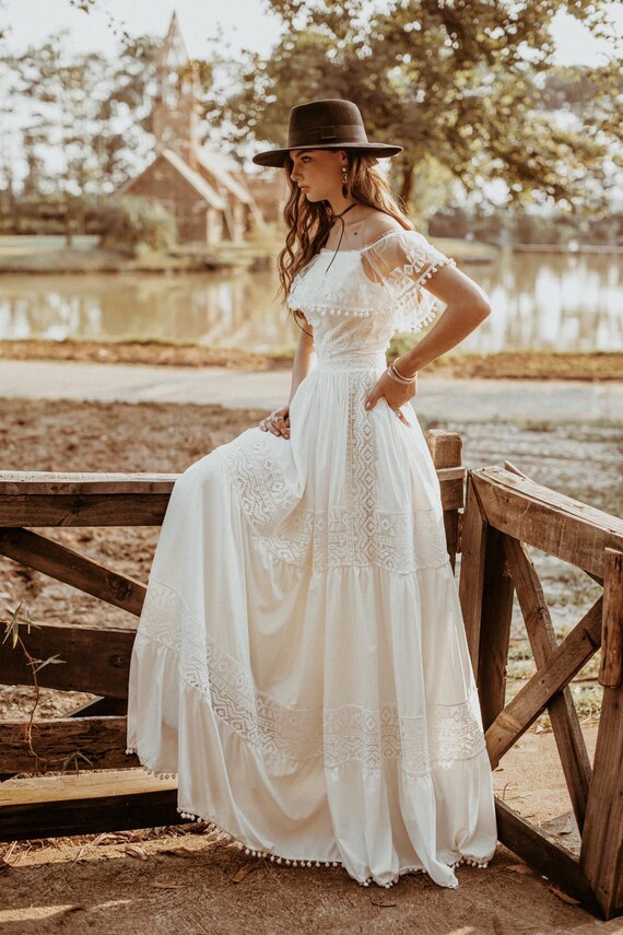 Beautiful Ivory Boho Lace off the Shoulder Beach Wedding Dress - Etsy