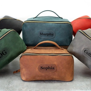 Damen Leder Dopp Kit wird flach für einfachen Zugang geöffnet, personalisierte Make-up-Tasche, Reisekosmetiktasche, benutzerdefinierte Kulturtasche für Sie, Geschenke für Mama