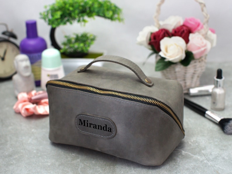 Custom Engraved Travel Cosmetic Bag, Perosnalized Makeup Bag, Leather Dopp Kit for Women, Bridal Party Gifts, Bridesmaid Makeup Bag Shadow Grey