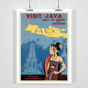 Puede incluir: Póster de viaje vintage que anuncia una visita a Java, Indonesia. El póster presenta un mapa de la isla, una mujer con ropa tradicional y un templo. El texto dice "Visite Java, a solo 36 horas de Singapur, Oficina de Turismo Oficial, Batavia Java."
